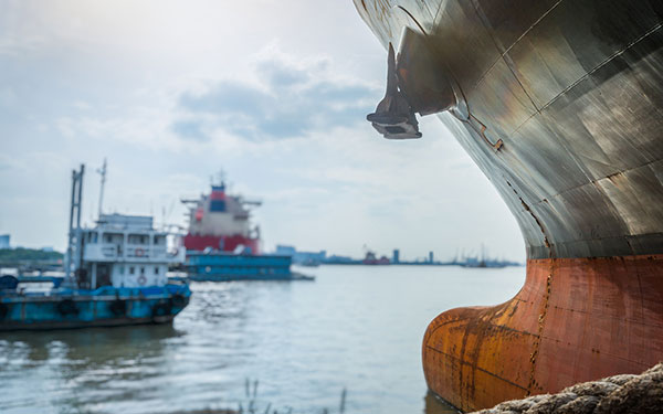 How is the vessel bunkering process