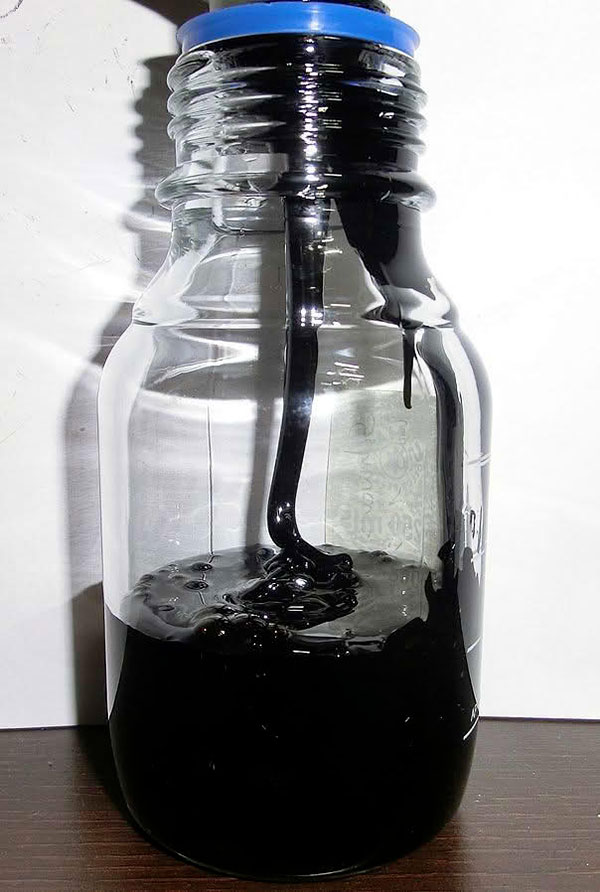 Residual heavy fuel oil (HFO)