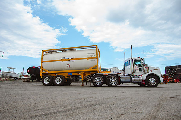 Bunkering services for marine fuel supply